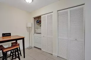 8266 NW 24th St, Coral Springs, FL 33065 - Photo 7