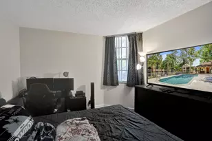 8266 NW 24th St, Coral Springs, FL 33065 - Photo 21