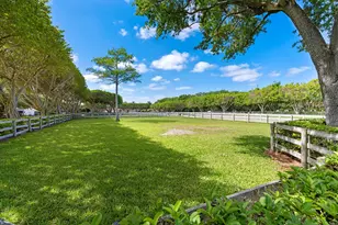 3151 Hickstead Pl, Wellington, FL 33414 - Photo 37