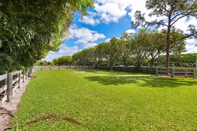 3151 Hickstead Place, Wellington, FL 33414 - Photo 31