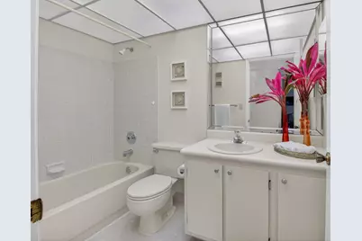 15496 Lakes Of Delray Boulevard #206, Delray Beach, FL 33484 - Photo 13