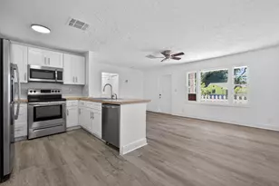 933 30th Ct, West Palm Beach, FL 33407 - Photo 9