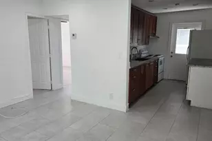 1512 NE 28th St, Pompano Beach, FL 33064 - Photo 3