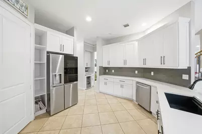 7561 NW 112th Terrace, Parkland, FL 33076 - Photo 11