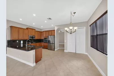 12054 Aviles Circle, Palm Beach Gardens, FL 33418 - Photo 9