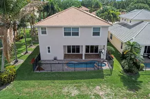 12054 Aviles Cir, Palm Beach Gardens, FL 33418 - Photo 43