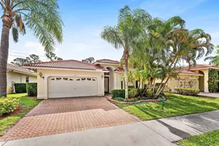 104 Hidden Hollow, Palm Beach Gardens, FL 33418 - Photo 3