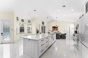 104 Hidden Hollow, Palm Beach Gardens, FL 33418 - Photo 11