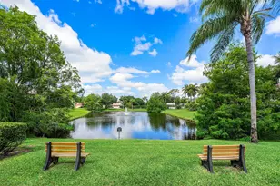 104 Hidden Hollow, Palm Beach Gardens, FL 33418 - Photo 37