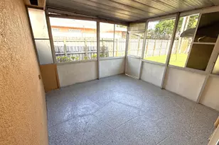 551 SE 15th St, Pompano Beach, FL 33062 - Photo 9