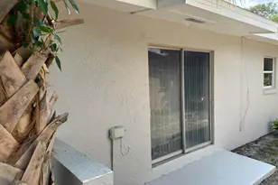 115 Maple Ave, Fort Pierce, FL 34982 - Photo 5