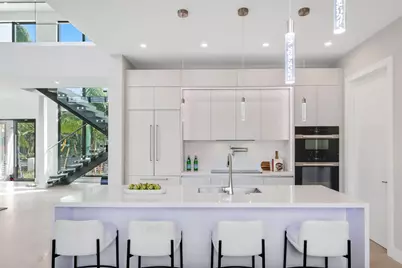 2015 NE 4th Avenue, Wilton Manors, FL 33305 - Photo 27