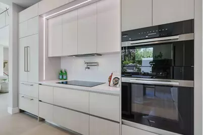 2015 NE 4th Avenue, Wilton Manors, FL 33305 - Photo 29