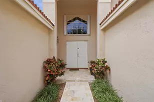 477 Cameron Dr, Weston, FL 33326 - Photo 3