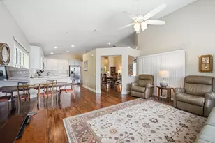477 Cameron Dr, Weston, FL 33326 - Photo 17
