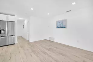 9490 NW 20th Pl, Sunrise, FL 33322 - Photo 21
