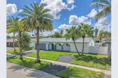 9490 NW 20th Place, Sunrise, FL 33322 - Photo 3
