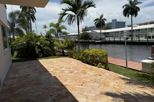 2857 NE 32nd St, Fort Lauderdale, FL 33306 - Photo 15
