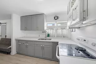 7700 NE 1st Ct, Miami, FL 33138 - Photo 11