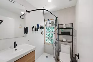 7700 NE 1st Ct, Miami, FL 33138 - Photo 17