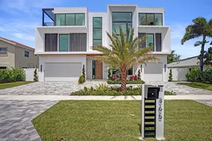 365 NE 3rd St, Boca Raton, FL 33432 - Photo 1