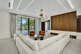 365 NE 3rd St, Boca Raton, FL 33432 - Photo 9