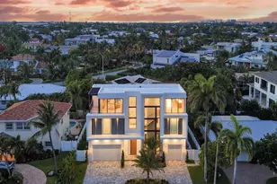 365 NE 3rd St, Boca Raton, FL 33432 - Photo 1