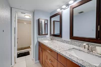 2244 White Pine Circle #B, Greenacres, FL 33415 - Photo 9