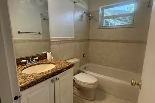 7821 NW 14th St, Pembroke Pines, FL 33024 - Photo 11