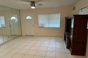 4564 NW 16th Ave, Tamarac, FL 33309 - Photo 3