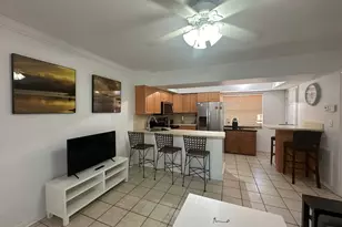 740 NE 37th St, Oakland Park, FL 33334 - Photo 5