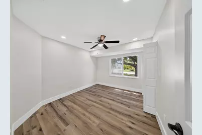 1451 SE Grapeland Avenue, Port Saint Lucie, FL 34952 - Photo 23