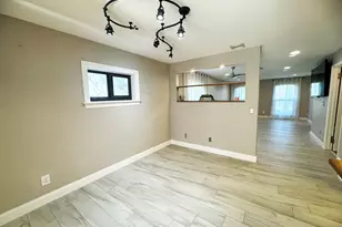 321 Sandtree Dr, Palm Beach Gardens, FL 33403 - Photo 9