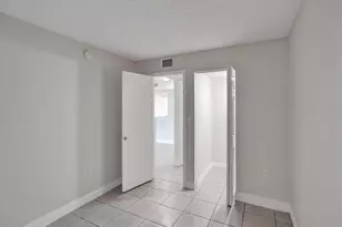 4205 N University Dr, Sunrise, FL 33351 - Photo 17