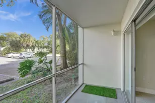 4205 N University Dr, Sunrise, FL 33351 - Photo 39