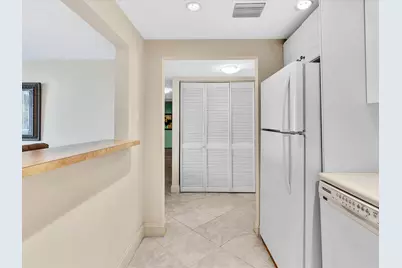 1421 S Ocean Boulevard #219, Pompano Beach, FL 33062 - Photo 3