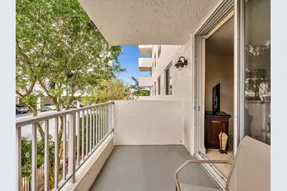 1421 S Ocean Boulevard #219, Pompano Beach, FL 33062 - Photo 13