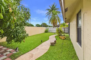 169 Executive Cir, Boynton Beach, FL 33436 - Photo 43