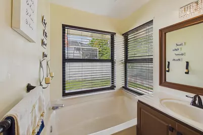 169 Executive Circle, Boynton Beach, FL 33436 - Photo 23