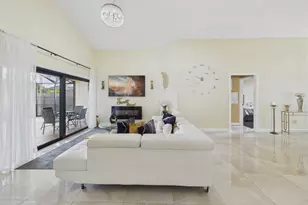 169 Executive Cir, Boynton Beach, FL 33436 - Photo 3