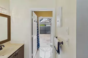 169 Executive Cir, Boynton Beach, FL 33436 - Photo 25