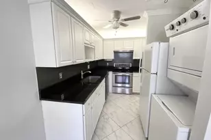 2480 Juniper Dr, Delray Beach, FL 33445 - Photo 11