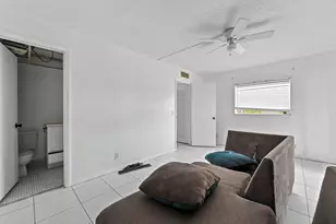 343 Capri, Delray Beach, FL 33484 - Photo 7