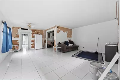343 Capri #H, Delray Beach, FL 33484 - Photo 3