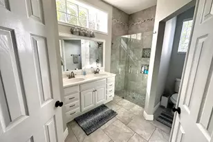 1000 Lake Breeze Dr, Wellington, FL 33414 - Photo 7