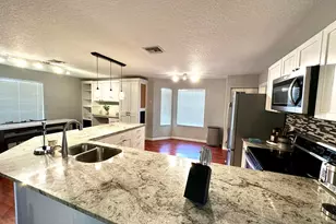 1000 Lake Breeze Dr, Wellington, FL 33414 - Photo 5