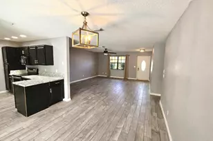 6105 Spruce Dr, Fort Pierce, FL 34982 - Photo 5