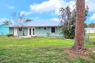 6105 Spruce Dr, Fort Pierce, FL 34982 - Photo 17