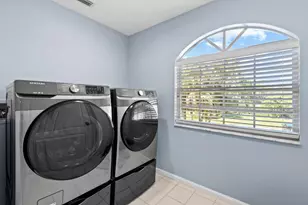 252 Legendary Cir, Palm Beach Gardens, FL 33418 - Photo 19
