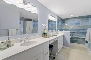 252 Legendary Cir, Palm Beach Gardens, FL 33418 - Photo 11